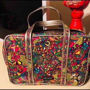 Sakroots hanging toiletry bag